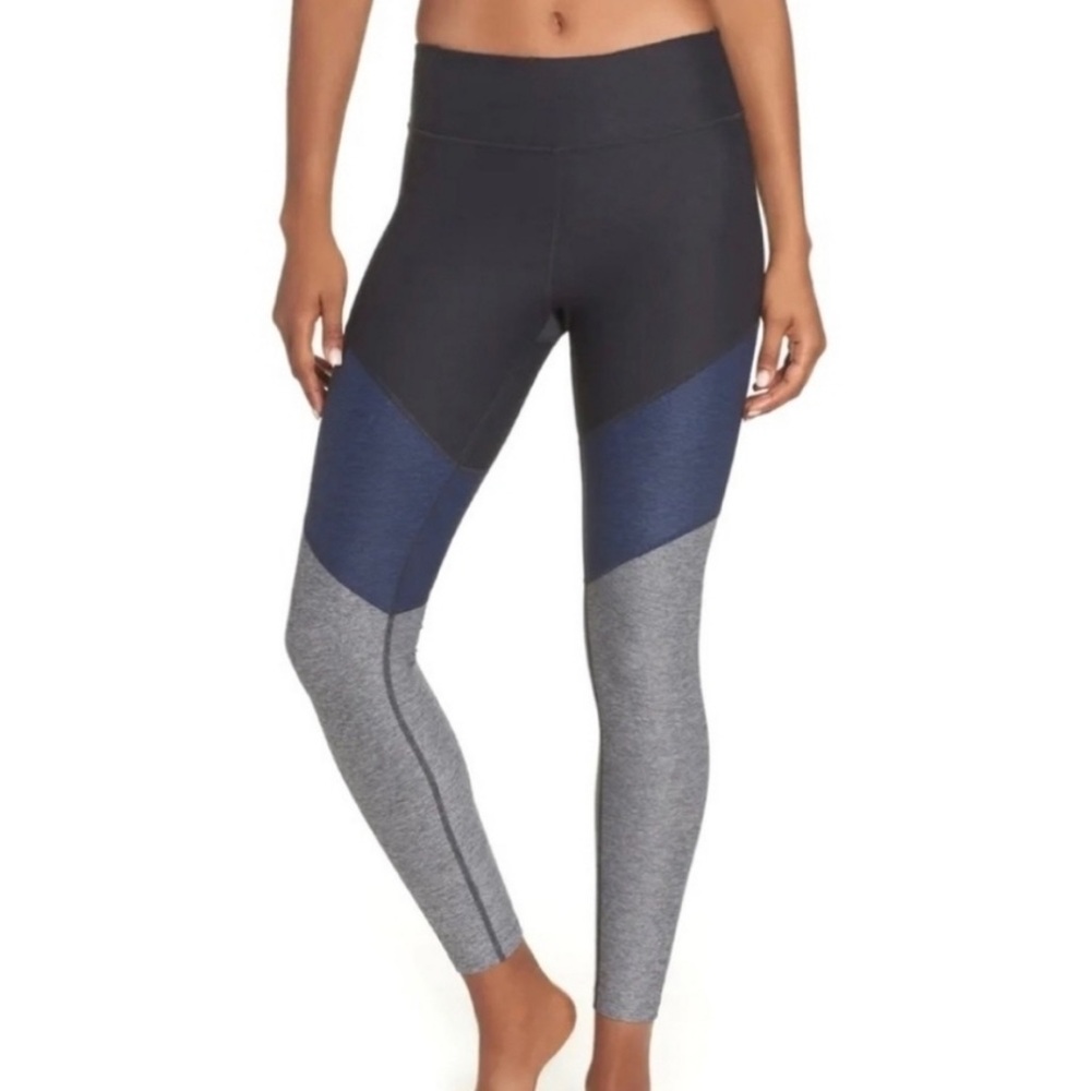 Outdoor Voices Leggings & Crop Top